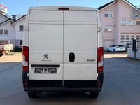 Gebraucht Peugeot Boxer 131 PS (96 kW) 2019 Weiß Van