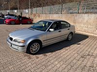 Gebraucht BMW 318 116 PS (85 kW) 2002 Silber Limousine