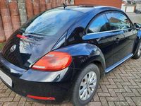 Gebraucht VW Beetle 105 PS (77 kW) 2014 Schwarz Kleinwagen