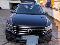 Gebraucht VW Tiguan Allspace 150 PS (110 kW) 2023 Schwarz SUV