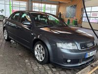 Gebraucht Audi A4 Design 220 PS (161 kW) 2003 Grau Limousine