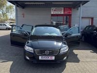 Gebraucht Volvo V70 120 PS (88 kW) 2016 Schwarz Kombi