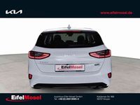 Neu Kia Ceed Spirit 140 PS (102 kW) 2025 Weiß Kleinwagen
