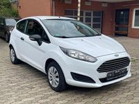 Gebraucht Ford Fiesta Ambiente 60 PS (44 kW) 2014 Weiß Kleinwagen