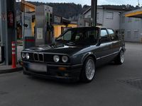 Gebraucht BMW 320 129 PS (94 kW) 1988 Grau Limousine