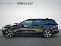 Gebraucht Volvo V60 Plus 455 PS (334 kW) 2023 Onyx black / metallic Kombi