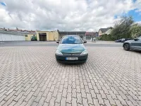 Używany Opel Corsa 58 KM (42 kW) 2002 Zielony Hatchback