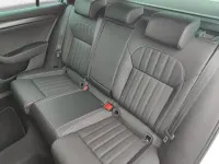 Gebraucht Skoda Superb Premium Edition 150 PS (110 kW) 2023 Moonweiss metallic Kombi