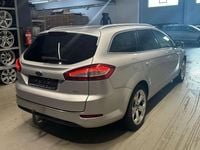 Usado Ford Mondeo Titanium 163 CV (119 kW) 2014 Plateado Familiar
