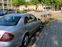 Używany Mercedes E320 224 KM (164 kW) 2008 Srebrny Sedan/Limuzyna