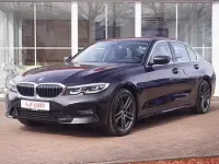 Używany BMW 320 Advantage 184 KM (135 kW) 2020 Czarny Sedan/Limuzyna