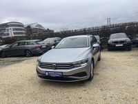 Gebraucht VW Passat 150 PS (110 kW) 2022 Pyrit silber Kombi