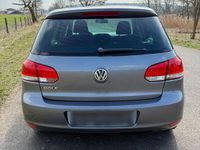 Gebraucht VW Golf VI 80 PS (58 kW) 2011 Grau Kleinwagen