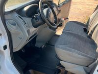 Usata Renault Traffic 90 CV (66 kW) 2012 Bianco Monovolume