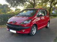 Gebraucht Peugeot 1007 108 PS (79 kW) 2008 Rot Van / Kleinbus