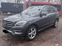 Gebraucht Mercedes ML350 258 PS (189 kW) 2015 Grau SUV