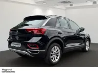 Gebraucht VW T-Roc Style 150 PS (110 kW) 2023 Schwarz SUV
