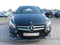 Gebraucht Mercedes B180 122 PS (89 kW) 2015 Schwarz Kleinwagen