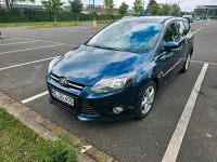 Gebraucht Ford Focus 140 PS (102 kW) 2012 Blau Kombi