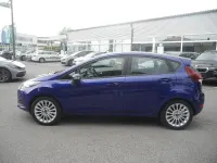 Gebraucht Ford Fiesta Trend 101 PS (74 kW) 2014 Blau Kleinwagen