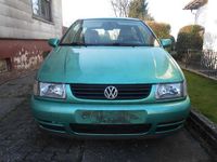 Gebraucht VW Polo 60 PS (44 kW) 1997 Grün Kleinwagen