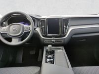 gebraucht Volvo XC60 Core 2WD B4 Benzin EU6d digitales Cockpit CarPlay Soundsystem