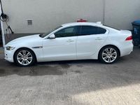 gebraucht Jaguar XE 20d 180PS AWD Prestige Automatik Prestige