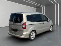Gebraucht Ford Tourneo Courier Ambiente 101 PS (74 kW) 2015 Gold Van / Kleinbus