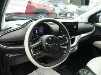 Gebraucht Fiat 500e La Prima 86 kW (118 PS) 2023 Nero profondo (metallic) Kleinwagen