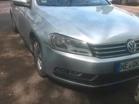 Second-hand VW Passat 140 CP (102 kW) 2013 Argintiu Break