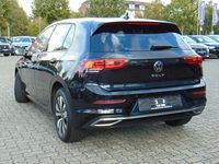 Gebraucht VW Golf VIII Move 116 PS (85 kW) 2023 Deep black Limousine