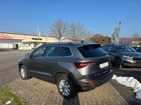 Neu Skoda Karoq Selection 150 PS (110 kW) 2025 Grau SUV