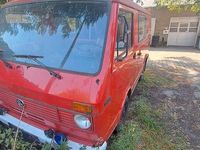 Second-hand VW LT 75 CP (55 kW) 1981 Roșu Monovolum