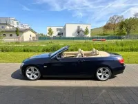 Gebraucht BMW 325 Cabriolet 218 PS (160 kW) 2008 Blau Cabrio