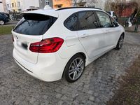 Gebraucht BMW 218 Active Tourer 150 PS (110 kW) 2014 Weiß Van / Kleinbus