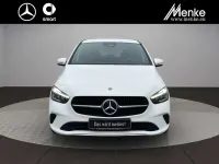 Gebraucht Mercedes B180 136 PS (100 kW) 2024 Unilack polarweiß Kleinwagen