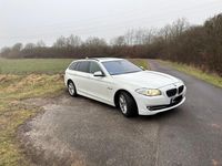 Gebraucht BMW 525 2013 Weiß Kombi