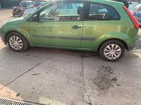 Gebraucht Ford Fiesta 60 PS (44 kW) 2006 Grün Kleinwagen