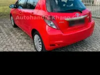 Gebraucht Toyota Yaris 69 PS (50 kW) 2012 Rot Kleinwagen