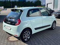 Gebraucht Renault Twingo LIMITED 73 PS (53 kW) 2020 Grün Kleinwagen