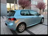 Gebraucht VW Golf VI 105 PS (77 kW) 2011 Blau Kleinwagen