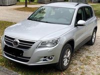 Gebraucht VW Tiguan 150 PS (110 kW) 2009 Grau SUV