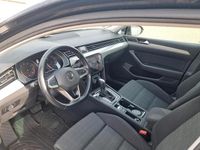 Gebraucht VW Passat 150 PS (110 kW) 2020 Schwarz Kombi