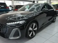 Gebraucht Audi A5 S-Line 204 PS (150 kW) 2025 Schwarz Coupé