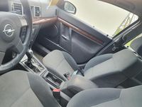 Second-hand Opel Vectra 2005 Argintiu Break