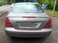 Gebraucht Mercedes E220 Classic 150 PS (110 kW) 2005 Beige Limousine