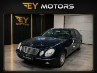 Gebraucht Mercedes E240 176 PS (129 kW) 2002 Blau Limousine