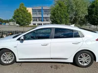 Gebraucht Hyundai Ioniq 104 PS (76 kW) 2018 Weiß Kleinwagen