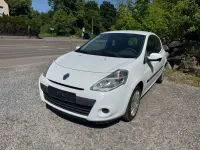 Gebraucht Renault Clio III Expression 75 PS (55 kW) 2011 Weiß Limousine