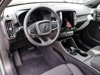 Neu Volvo EX40 Single Motor Extended Range 185 kW (252 PS) 2025 Gruen SUV